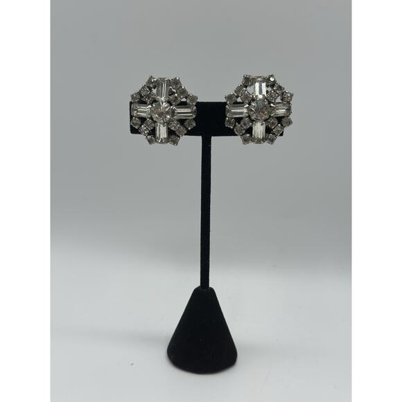 Vintage Clear Rhinestone Silver Tone Clip On Earrings - Picture 1 of 5